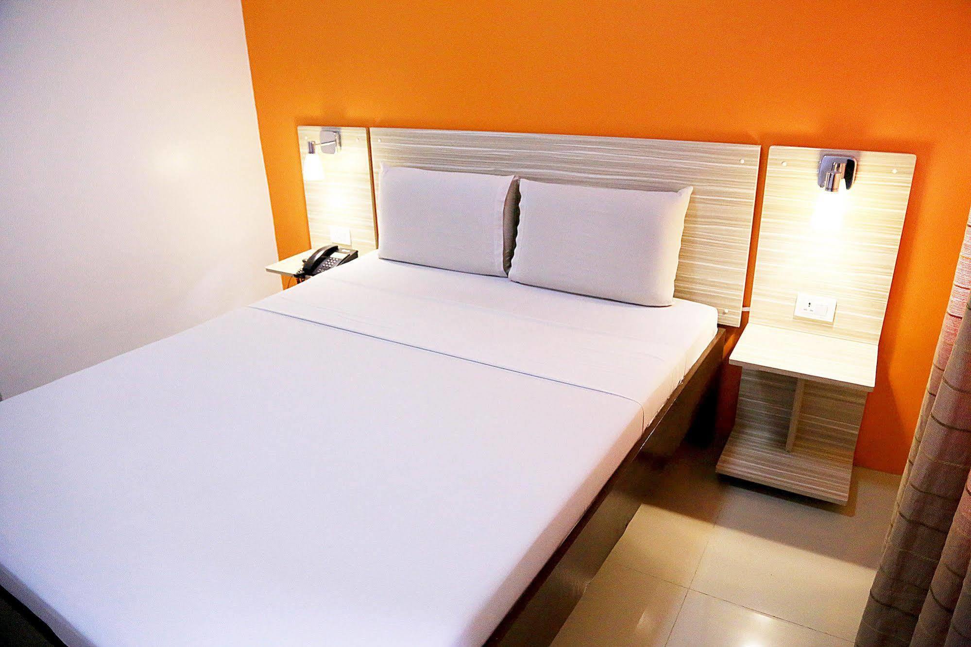 Travelbee Business Inn Cebu Kültér fotó